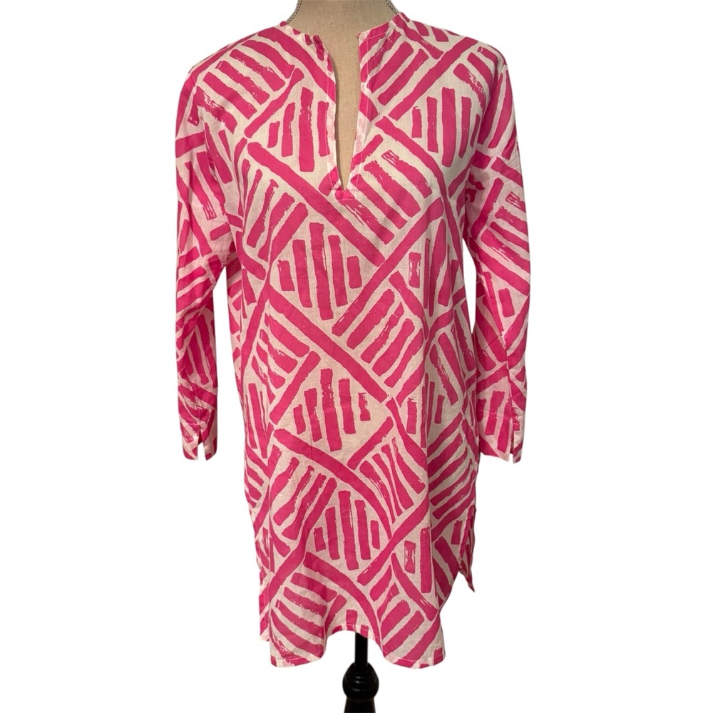 MARY MARSHMALLOW Pink and White Geometric Tunic Top size S Y neckline